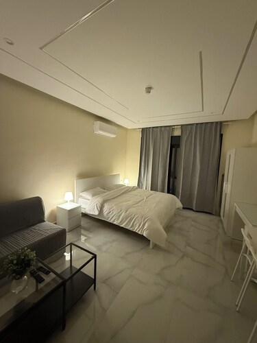 Karak plaza residences