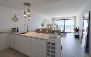 Interior - Modern 2 Bedroom Apartment with Panoramic Sea Views (Manilva)