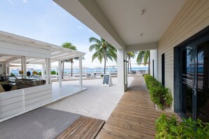 Terrace/patio - Luxurious Apartment in Jan Thiel with Pool (Jan Thiel)