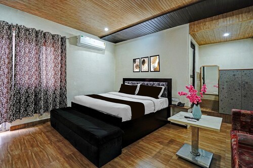 Hotel O Walkway Mall Haldwani