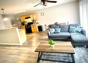 Unclassified image, 3 of 33, button - Riverdale, GA - 3 bedroom 2 bath (Clayton County)