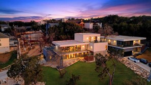 Exterior - Private Pool + Firepit | Hill Views | Mins to Lake Travis | Hunters Estate (Austin)
