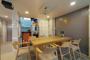 Living area - Dream Land (Cau Kho)