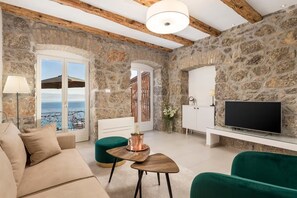 Unclassified image, 3 of 30, button - Veranda - Seaview Apartment (Opatija)