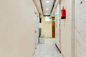 Interior - Hotel O Marquis Street BK International (Kolkata)