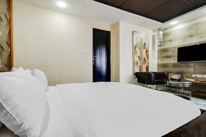 1 chambre, bureau, Wi-Fi gratuit, draps fournis