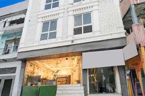 Nicht klassifiziertes Bild, 2 von 25, Schaltfläche