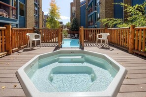 Outdoor spa tub - 1BR Premium Condo | Central Breckenridge Location (Breckenridge)