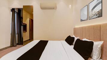 Schreibtisch, Bettwäsche