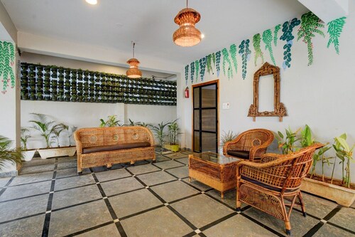 Hotel O Shamshabad Airport Complex