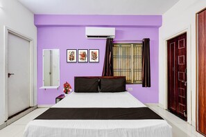 Skrivebord, sengetøj