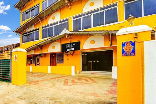 Collection O Thirukadaiyur Bus Terminal