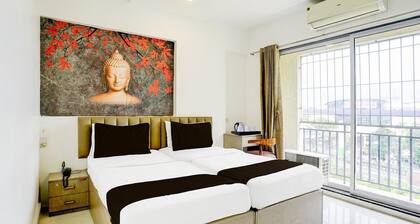 Collection O Viviana Mall Thane West