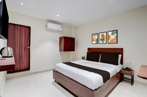 Hotel O Pydithalli Ammavari Temple