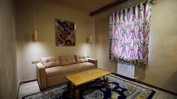 Family Suite | Living area