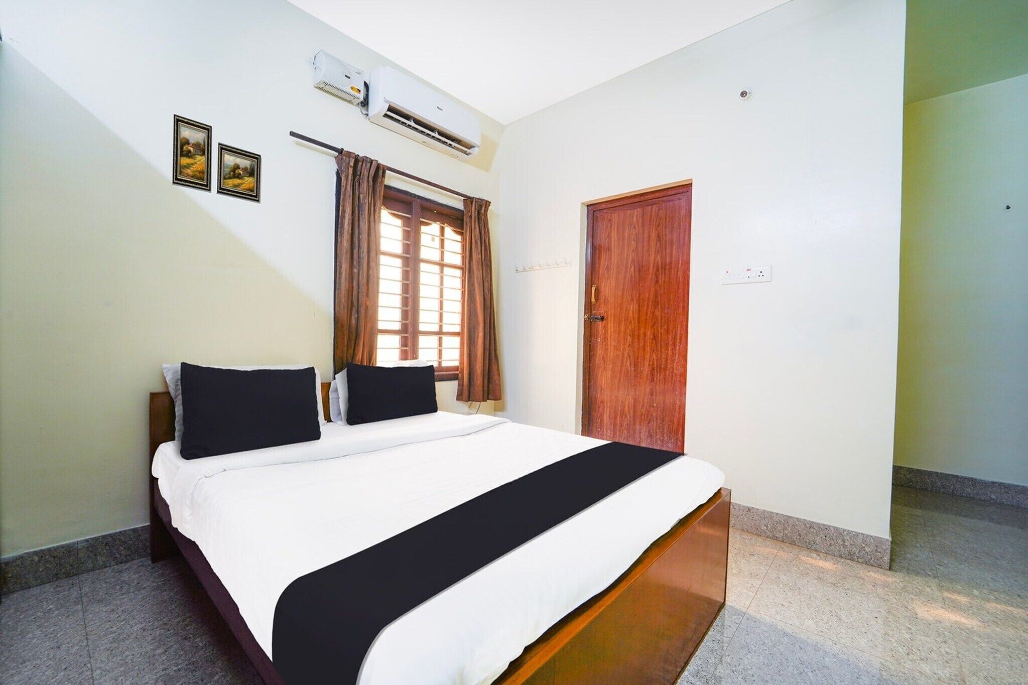 Skrivebord, sengetøj