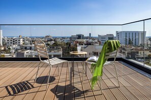 Terrace/patio - 103 Piliou City View Balcony, Shared Rooftop Pool (limassol)