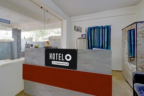 Lobby - Hotel O Hi-Tech City Metro Station (Hyderabad)