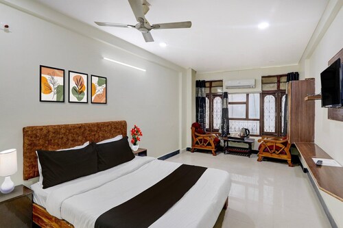 Hotel O Khammam Railway Junction