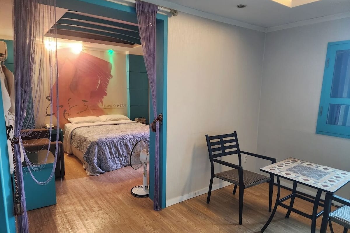 Basic Double Room, Mountain View | Free WiFi