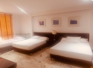 Unclassified image, 5 of 16, button