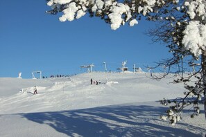 Unclassified image, 5 of 34, button