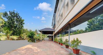 Super Hotel O Thrissur
