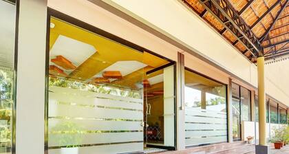 Super Hotel O Thrissur