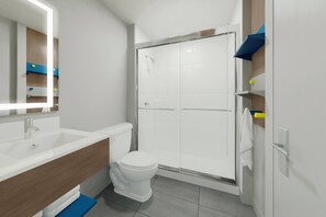 Chambre, 1 très grand lit, non-fumeur | Salle de bain