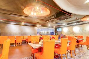 Unclassified image, 2 of 37, button - Townhouse Casa Grand Himayatnagar (Hyderabad)