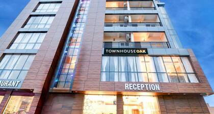 Super Townhouse OAK Bulbuli Neer