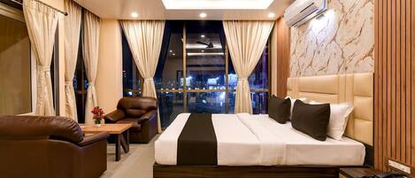 1 makuuhuone, työpöytä, vuodevaatteet