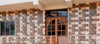 Hotel O Durgapur Near NSHM College