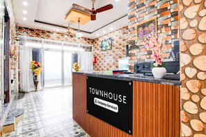 Nicht klassifiziertes Bild, 2 von 27, Schaltfläche