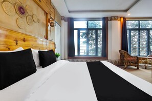 Unclassified image, 2 of 34, button - Palette Bhatta Falls (Mussoorie)