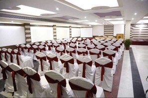 Nicht klassifiziertes Bild, 2 von 10, Schaltfläche