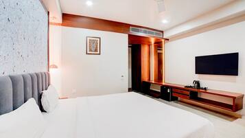 1 quarto, escrivaninha, Wi-Fi de cortesia, roupa de cama