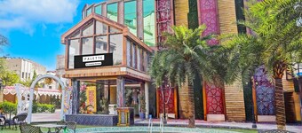 Palette Patliputra Colony The Aurum