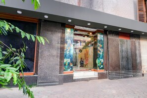 Unclassified image, 2 of 27, button - Collection O Minto Park Hotel Gardenia (Kolkata)