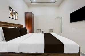 Unclassified image, 2 of 28, button - Collection O Chikmagalur Market Road (Chikmagalur)