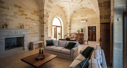 Villa in San Pietro Vernotico with 6 bedrooms sleeps 14