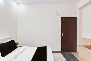 Unclassified image, 4 of 30, button - Super Collection O Rispana Pul Dehradun (Dehradun)