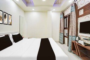 Unclassified image, 5 of 25, button - Super Collection O Lucknow Junction (Lucknow)