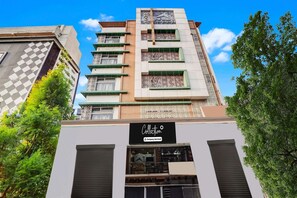 Nicht klassifiziertes Bild, 3 von 25, Schaltfläche