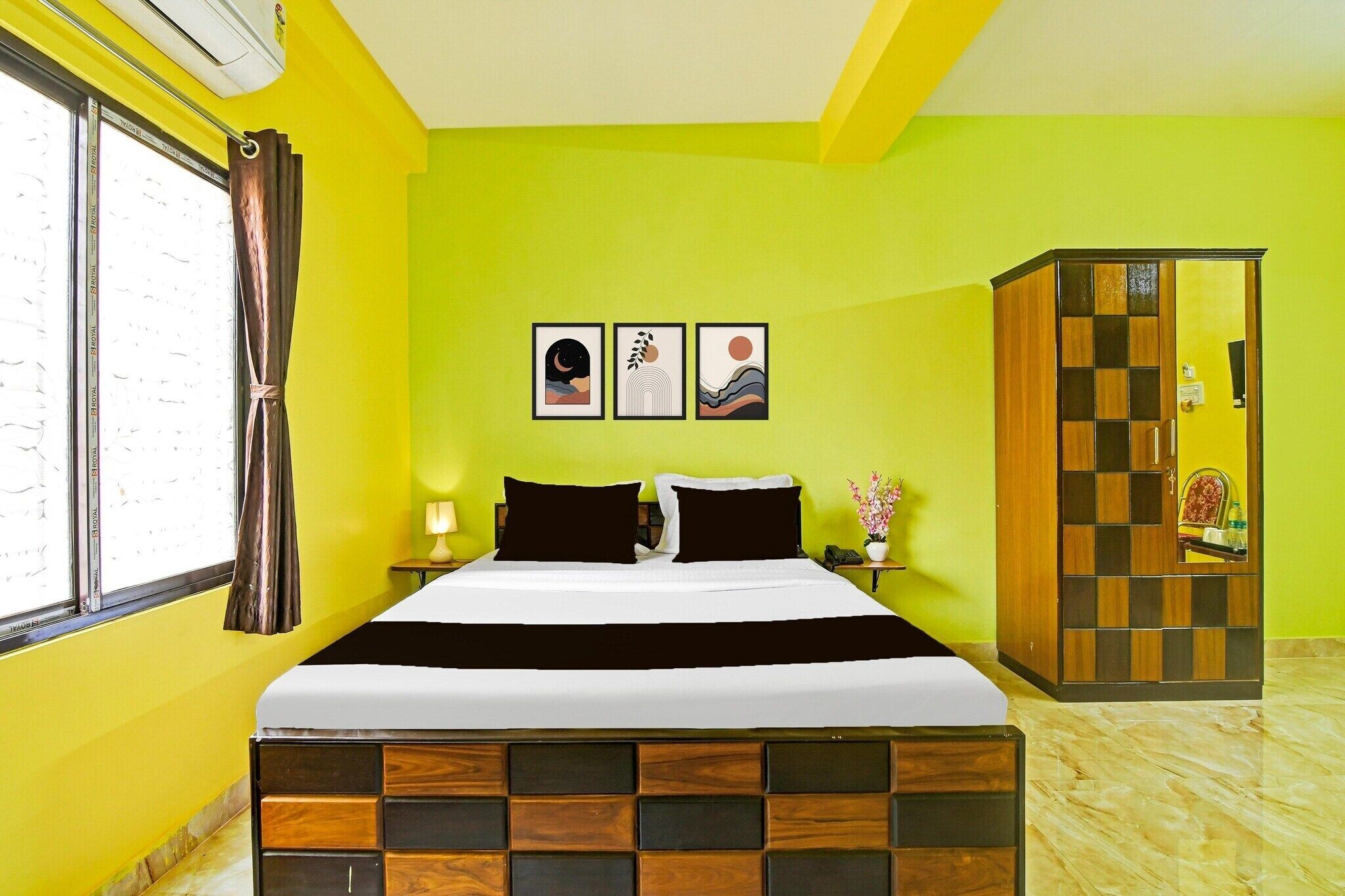 1 bedroom, desk, free WiFi, bed sheets