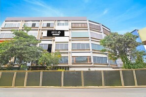 Unclassified image, 4 of 28, button - Super Hotel O Kabardanga More Kolkata (Kolkata)