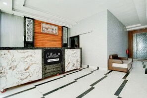 星評価なしの画像、3 / 27、ボタン