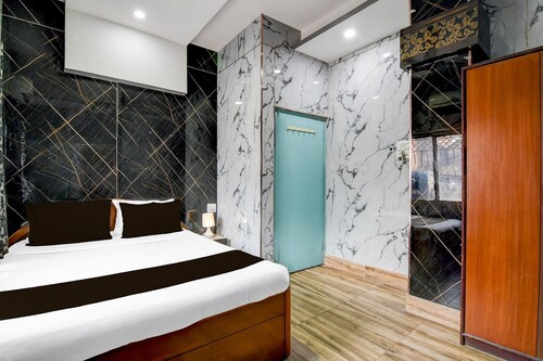 Super Hotel O Serampore Railway Station