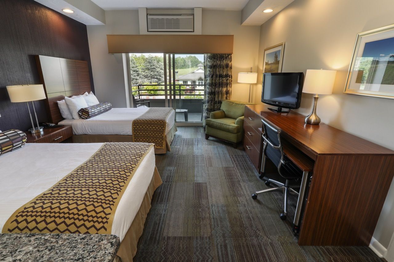 1 bedroom, desk, travel crib, free WiFi