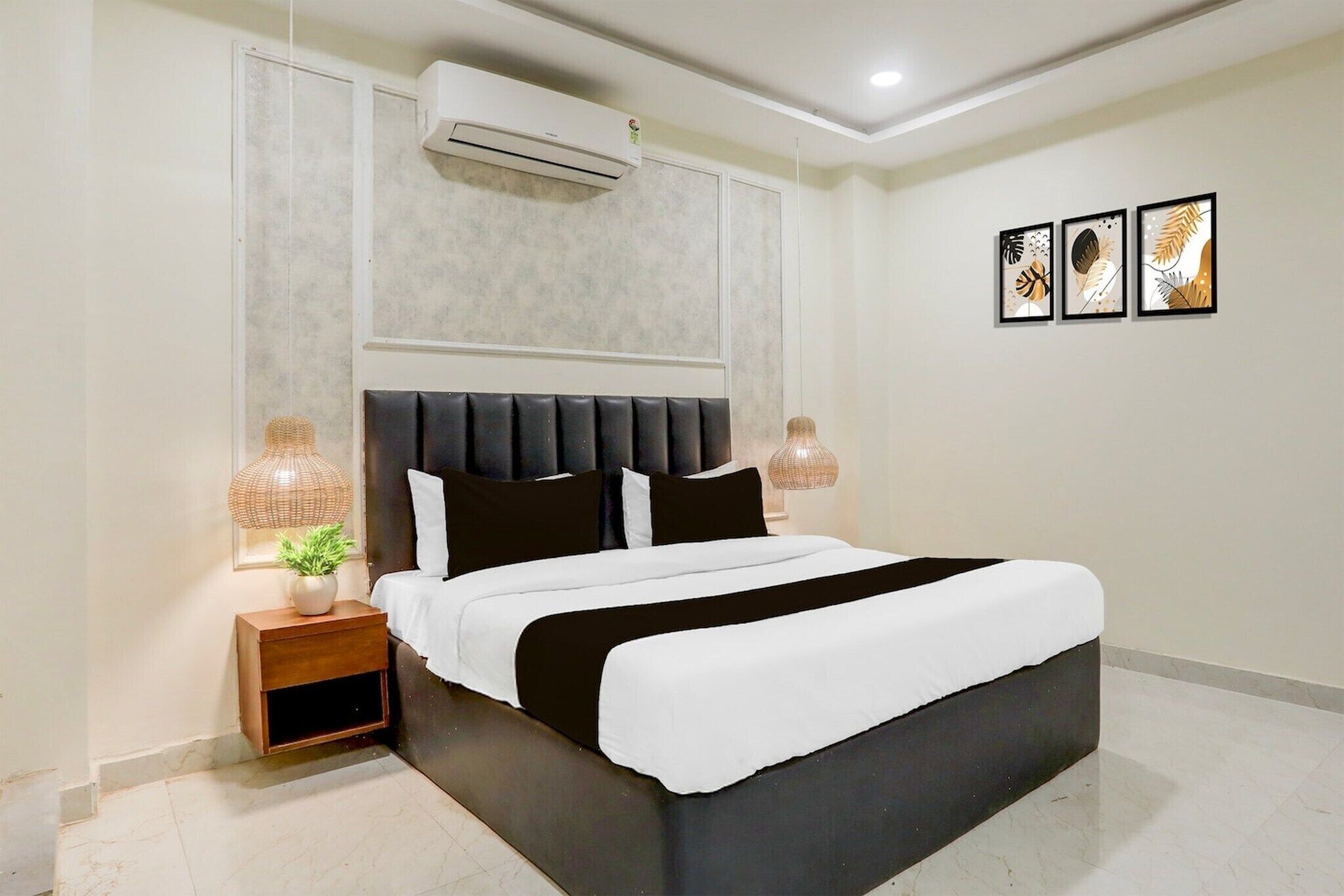 1 chambre, bureau, draps fournis